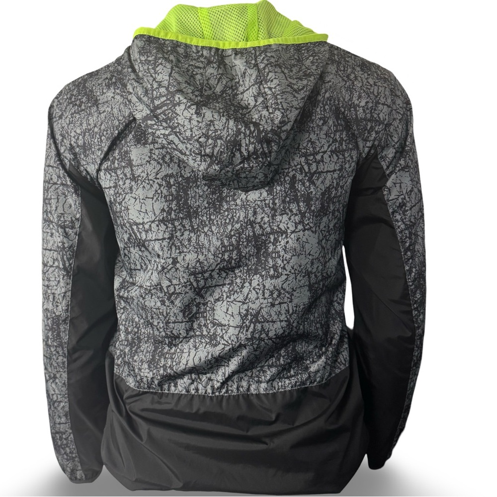 Old Navy Active Softshell Packable Running Jacket - Picture 2 of 7